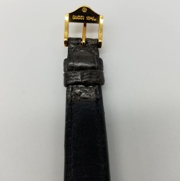 Womens 18k gp gucci watch 3000.2.L main image 6